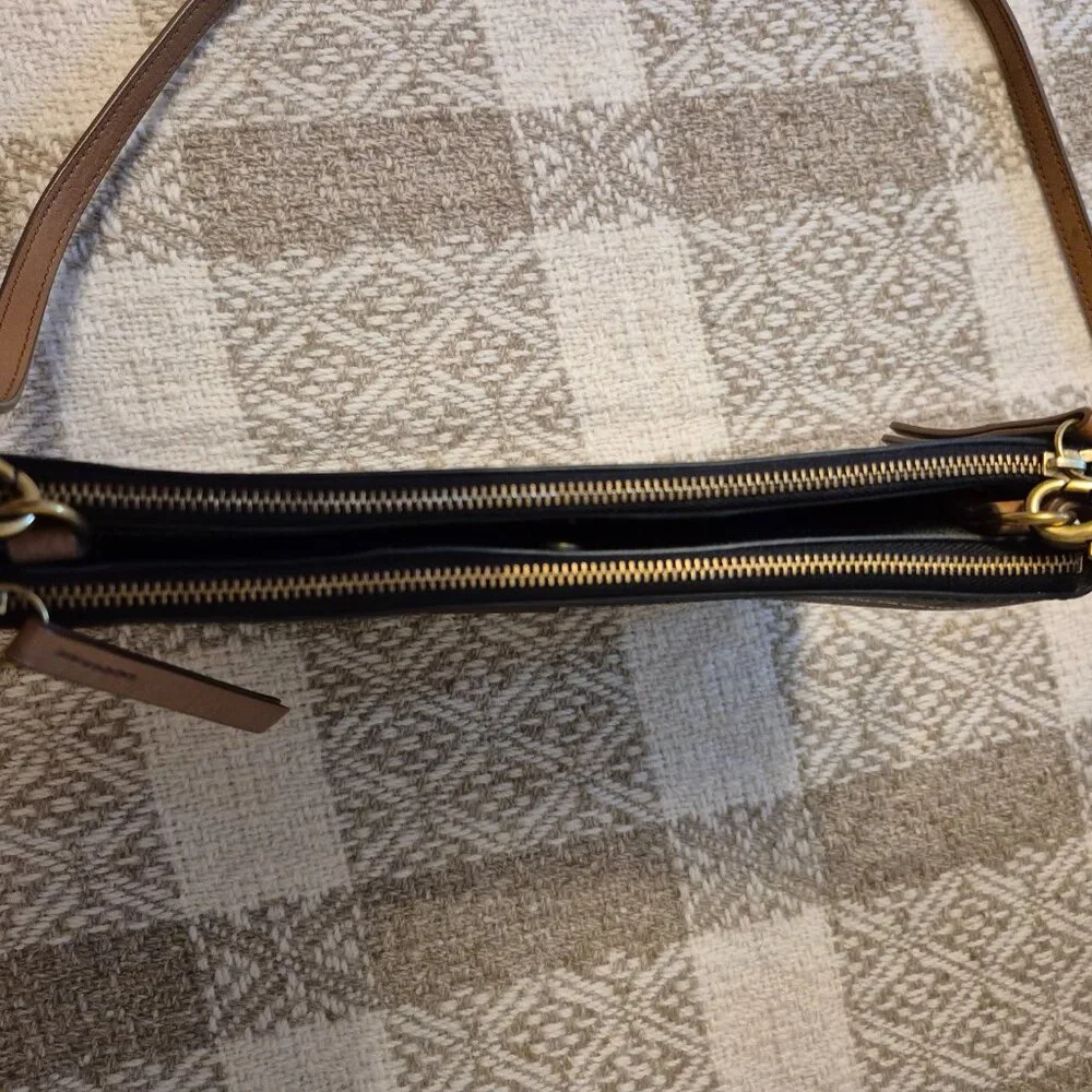 Fossil Fiona Black & Cream Small Hearts Crossbody Bag - Picture 7 of 7